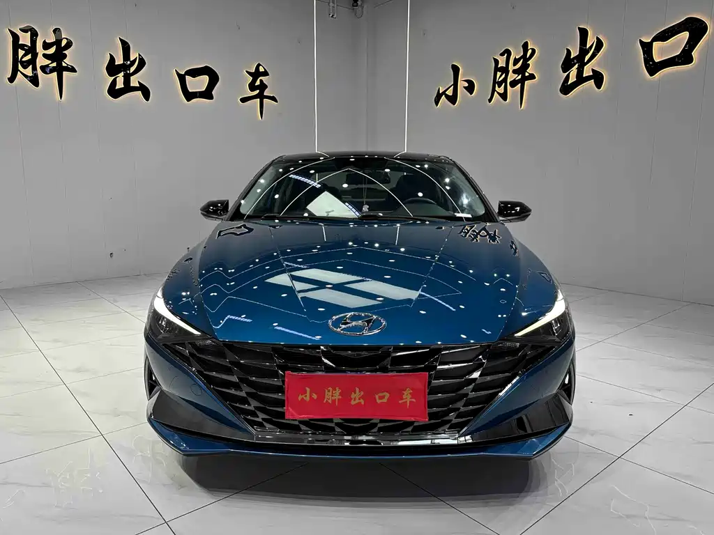 Hyundai Elantra 2022
