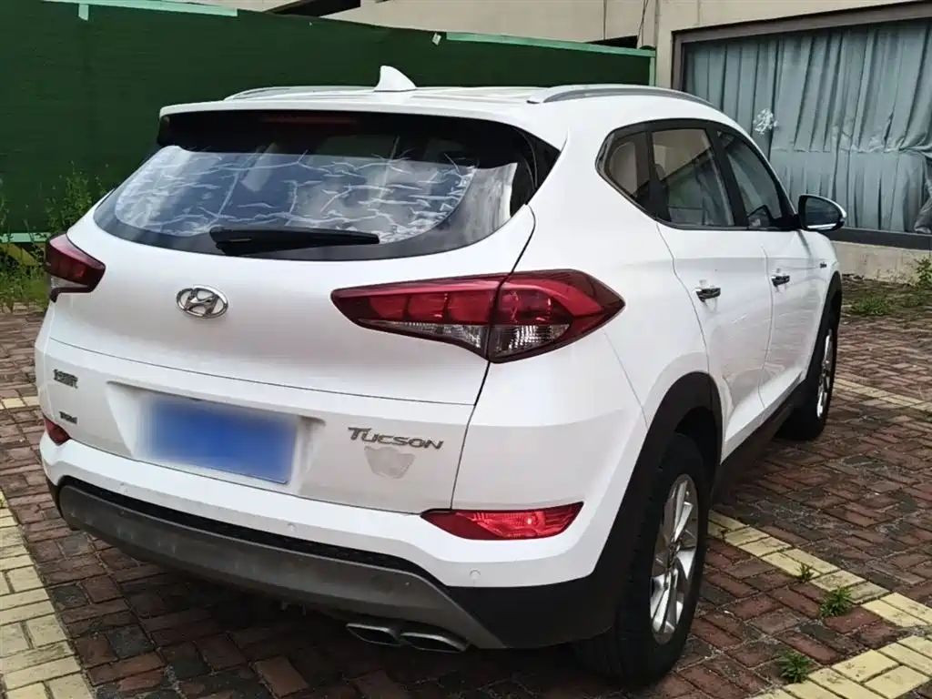 Hyundai Tucson 2017 — фото 7