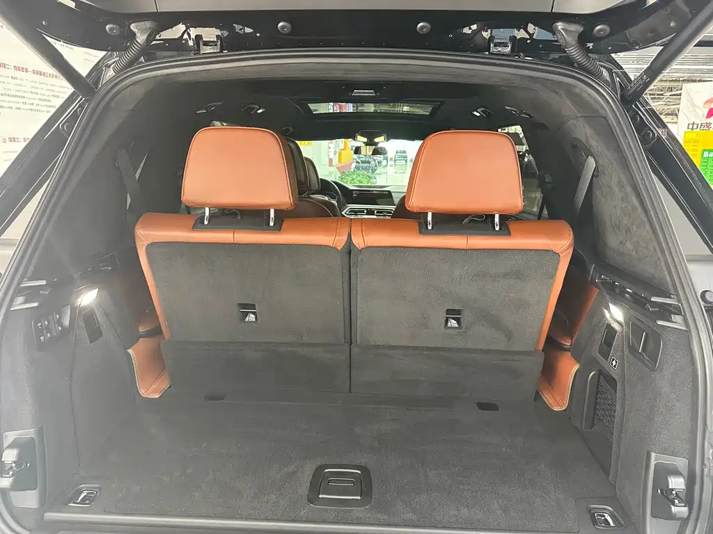 BMW X7 2021 — фото 17