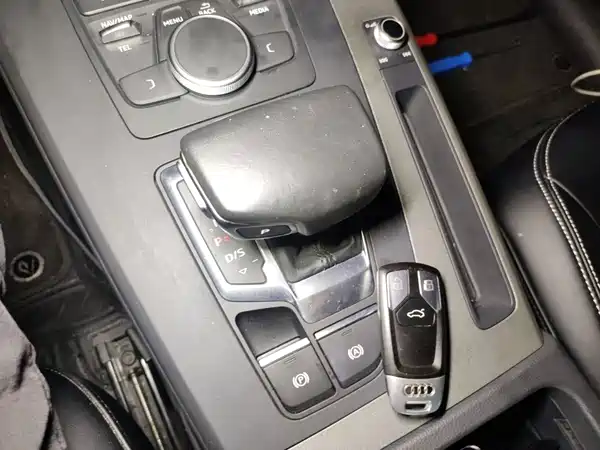 Audi Q5L 2019