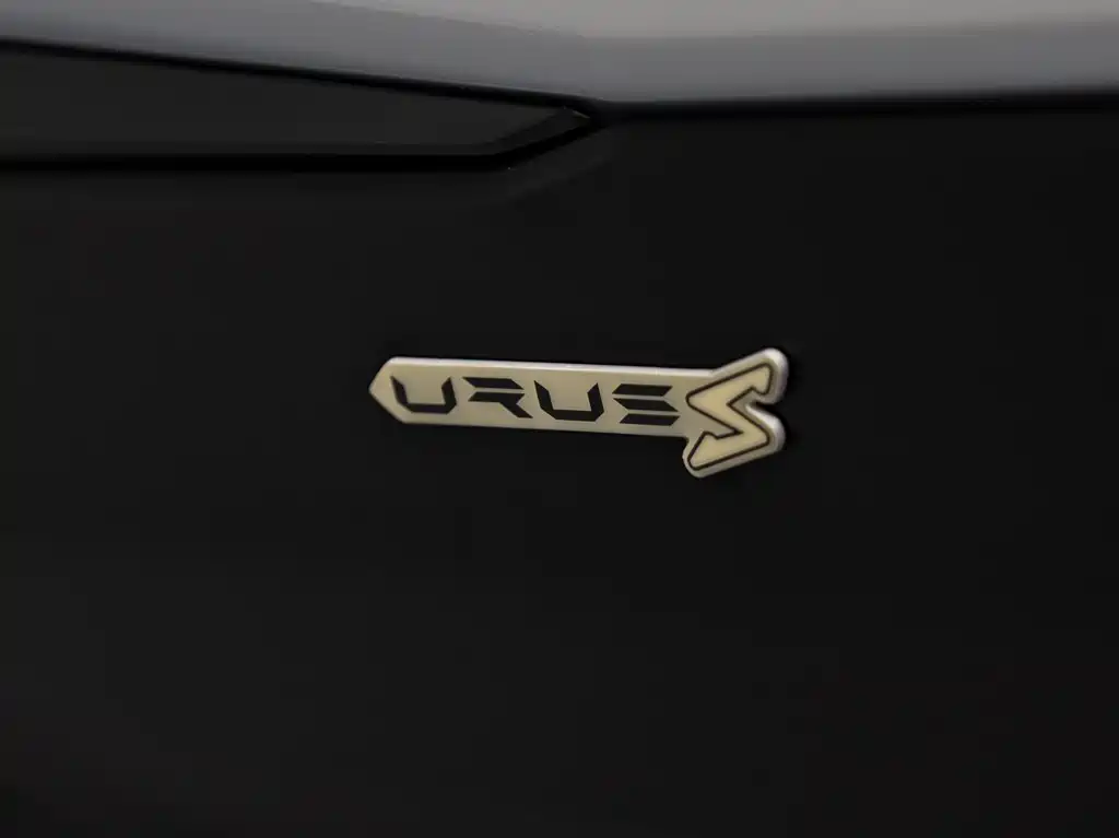 Lamborghini Urus 2024 — фото 17