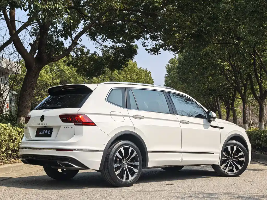Volkswagen Tiguan L 2021 — фото 7