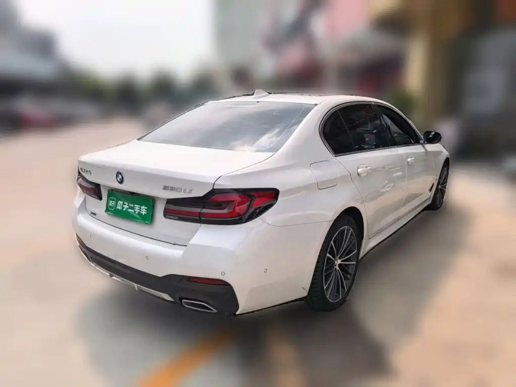 BMW 5 Series 2023