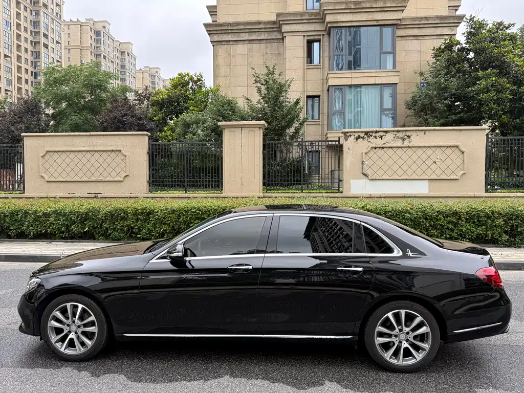 Mercedes-Benz E-Class 2017