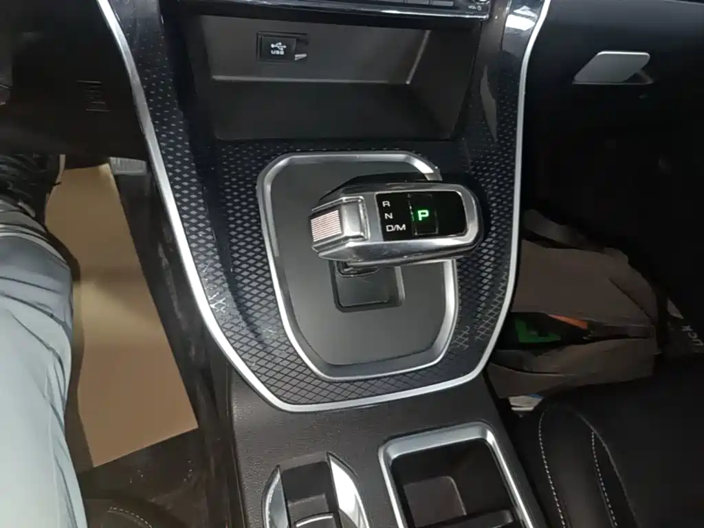 Haval M6 2022 — фото 14
