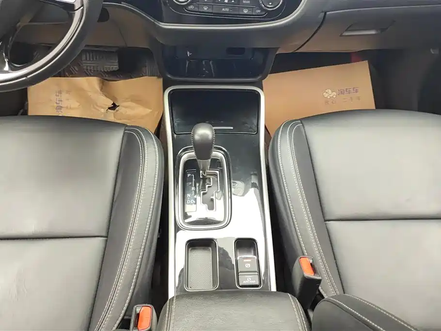Mitsubishi Outlander 2020 — фото 16