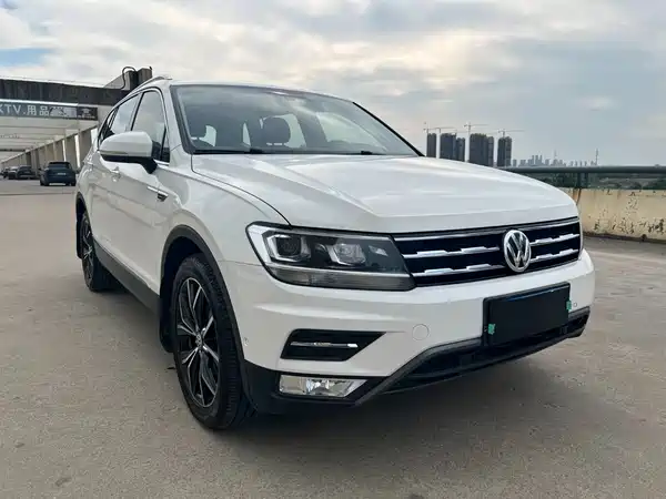 Volkswagen Tiguan L 2020