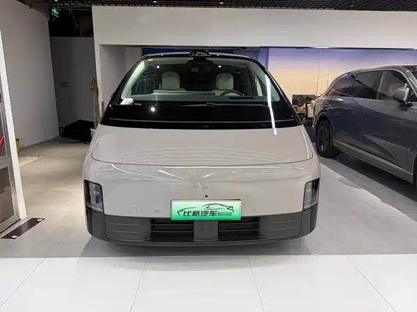 Li Auto MEGA 2024