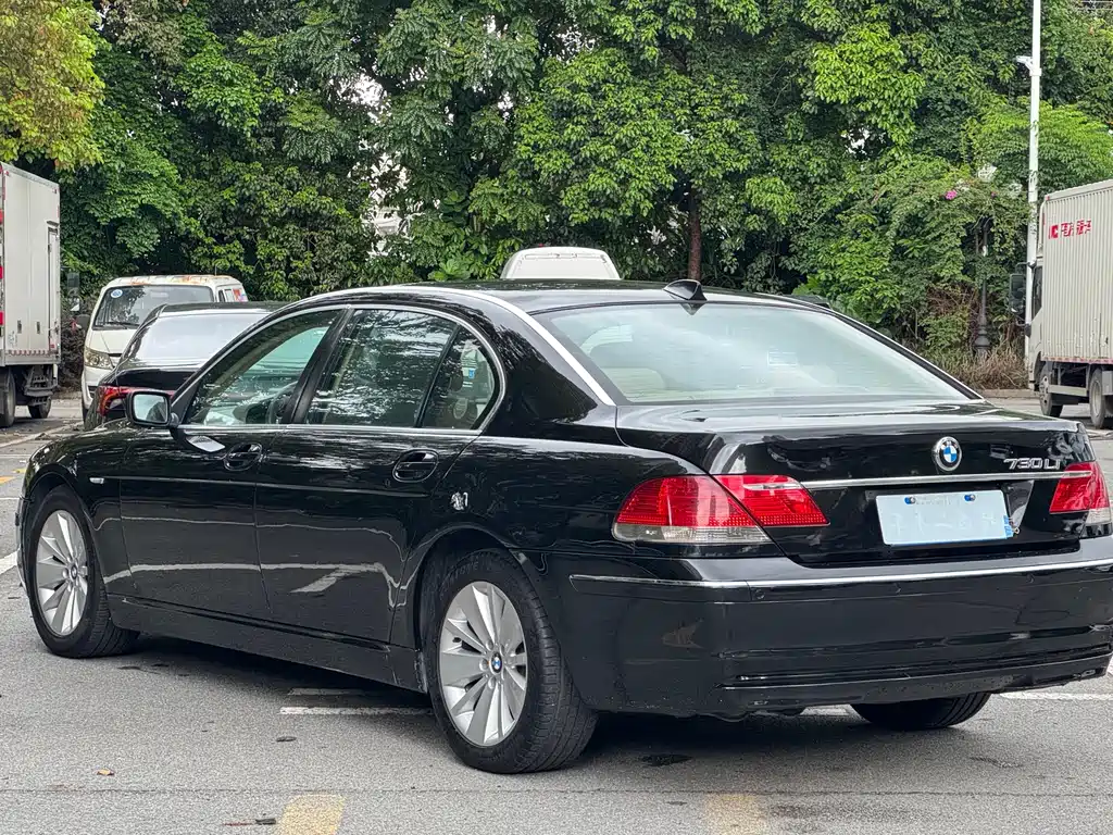 BMW 7 Series 2008 — фото 12
