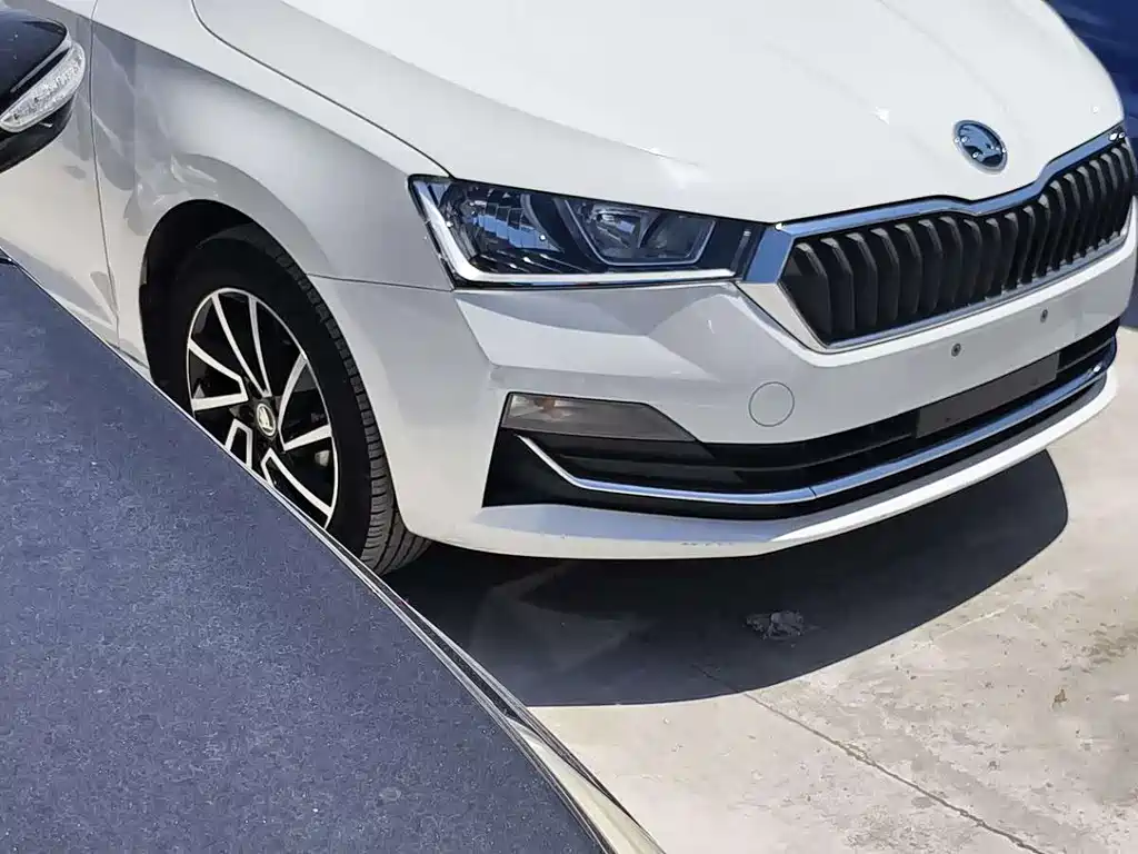 Skoda Rapid Spaceback 2021