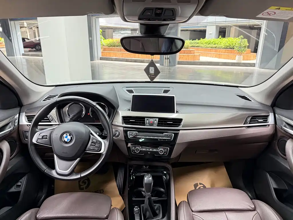 BMW X1 2019 — фото 22