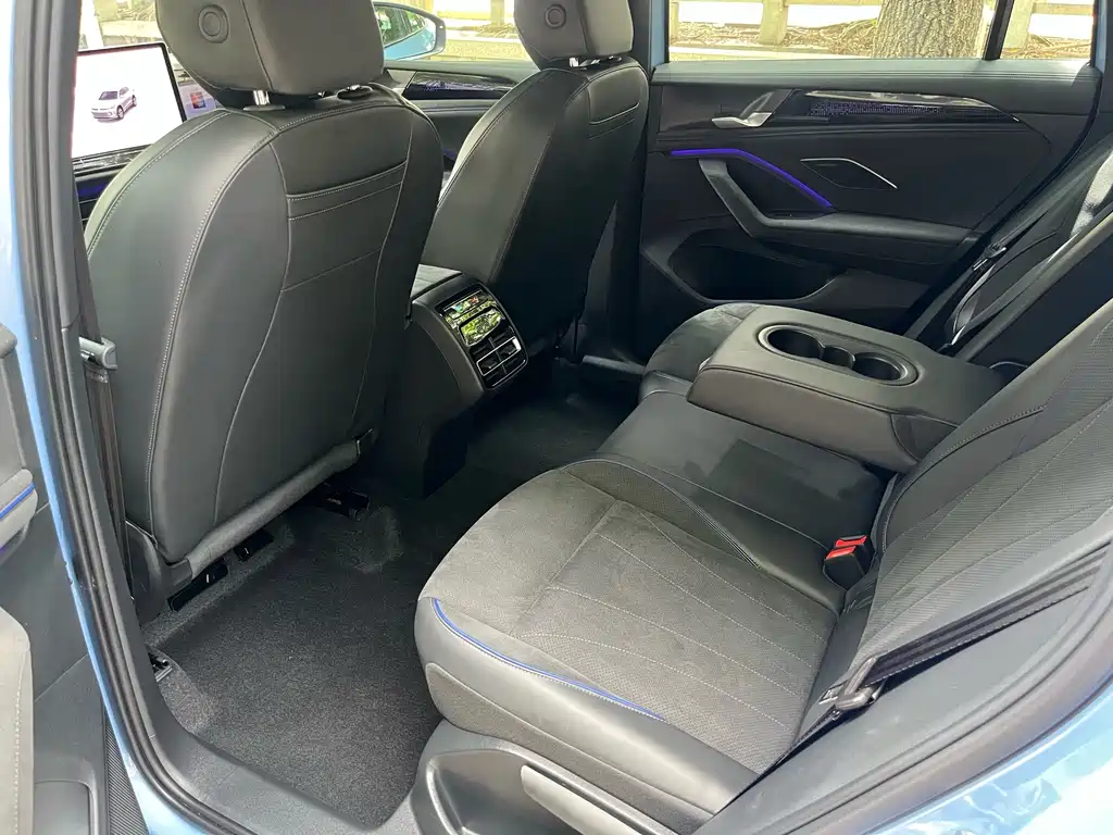 Volkswagen Tiguan L 2024