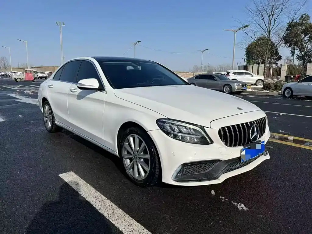 Mercedes-Benz C-Class 2019 — фото 3