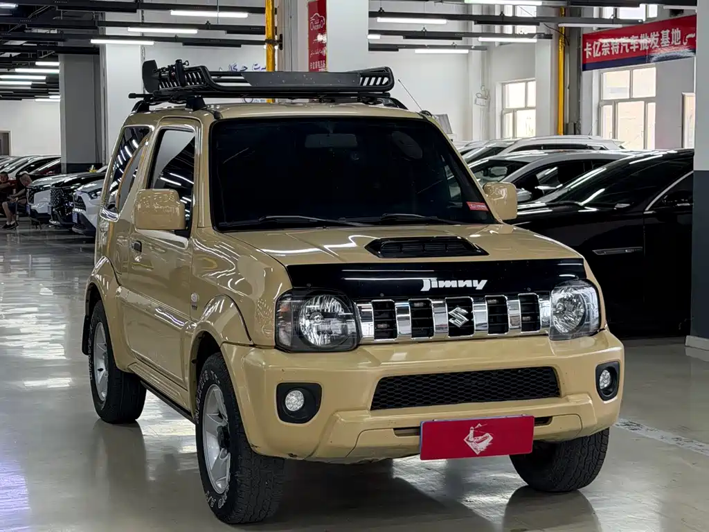 Suzuki Jimny 2013