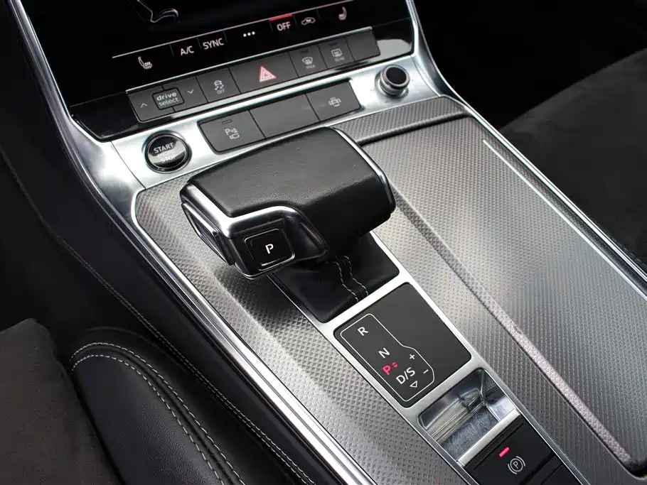 Audi A6L 2021 — фото 11