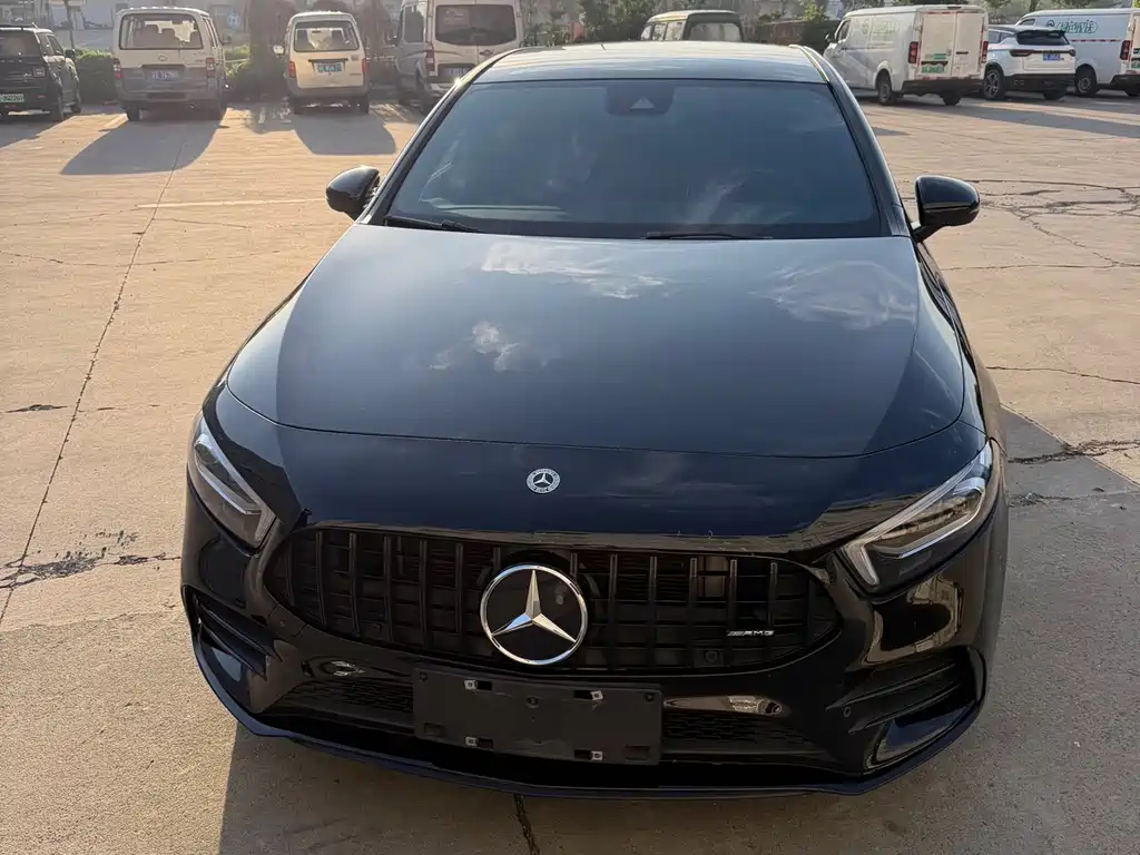 Mercedes-Benz A-Class AMG 2022 — фото 1