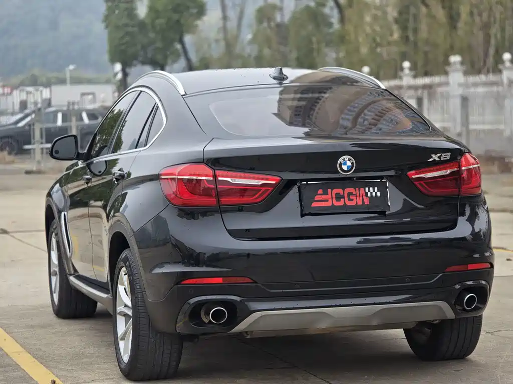 BMW X6 2016 — фото 16