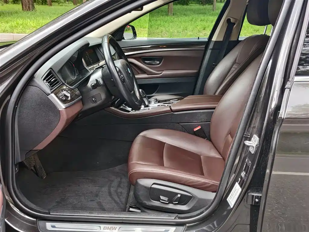 BMW 5 Series 2016