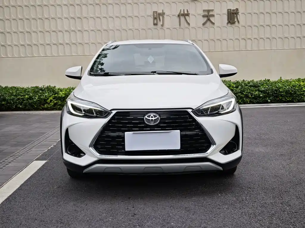 Toyota Yaris L 2020 — фото 2