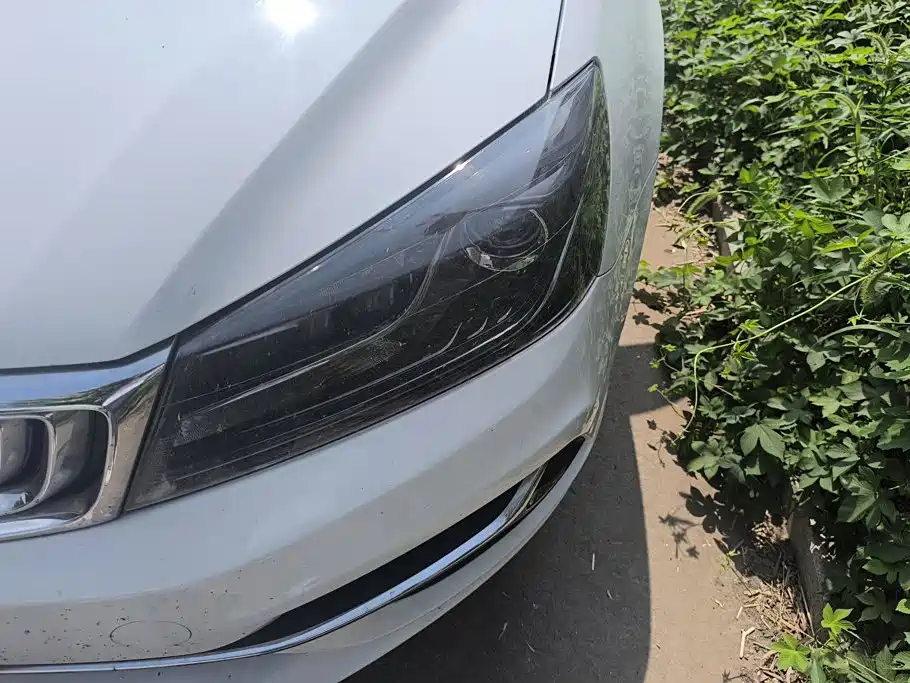 Geely Emgrand 2020