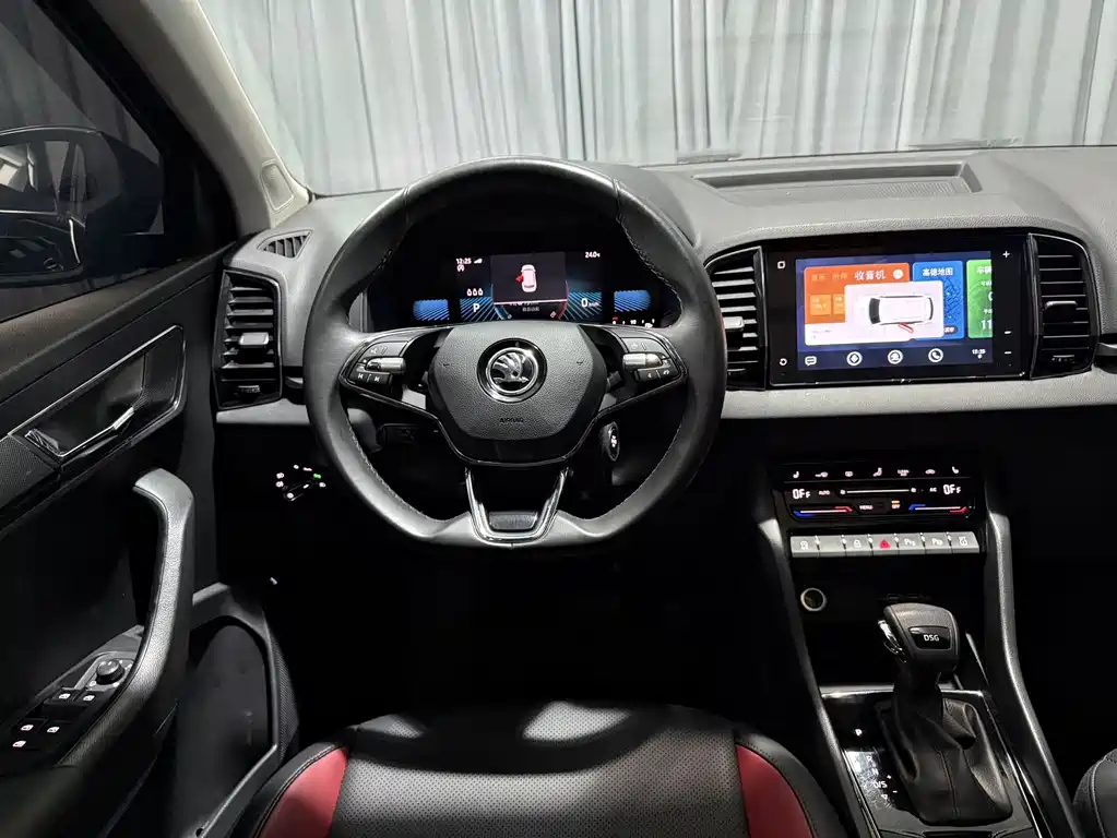 Skoda Korok 2023 — фото 11