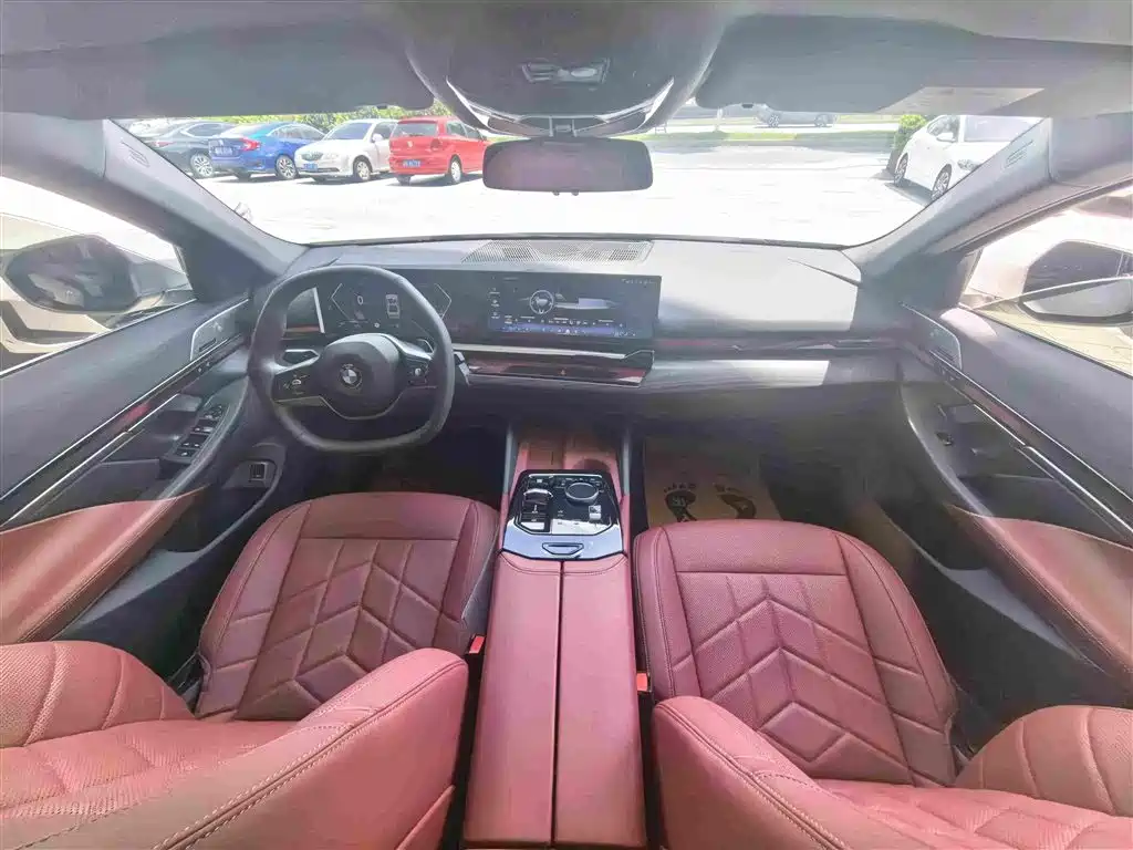 BMW 5 Series 2024