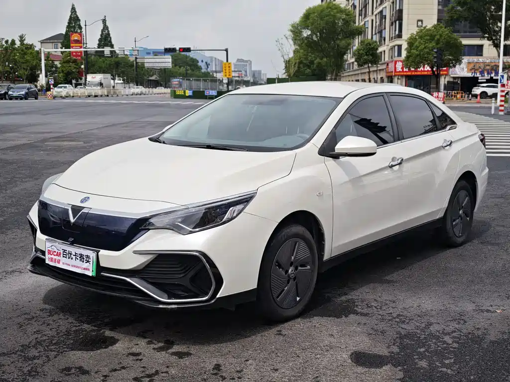 Venucia D60 EV 2023
