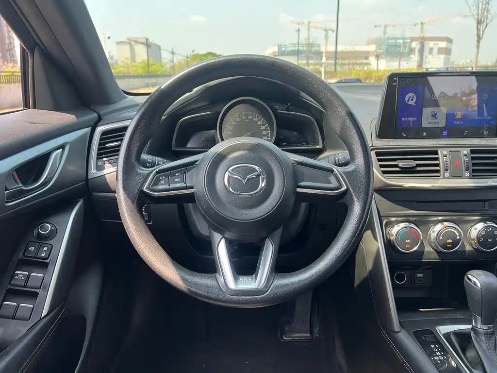 Mazda CX-4 2019 — фото 4