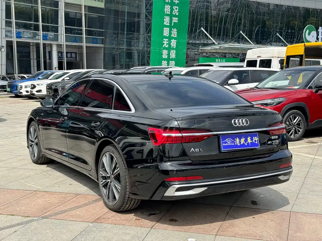 Audi A6L 2025 — фото 13