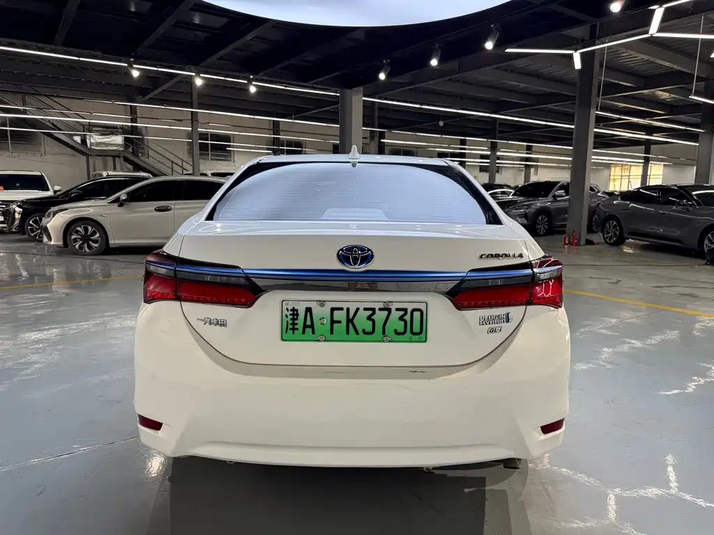 Toyota Corolla Dual Engine E+ 2022 — фото 11