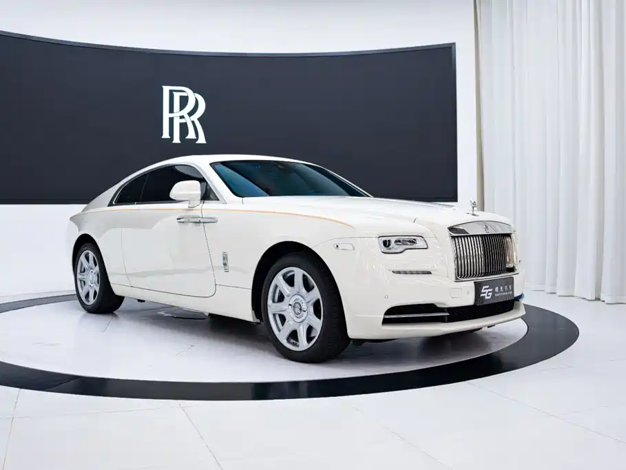 Rolls-Royce Phantom 2022 — фото 3