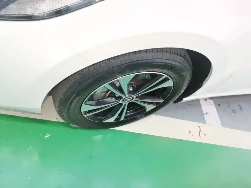 Nissan Sylphy 2022 — фото 23