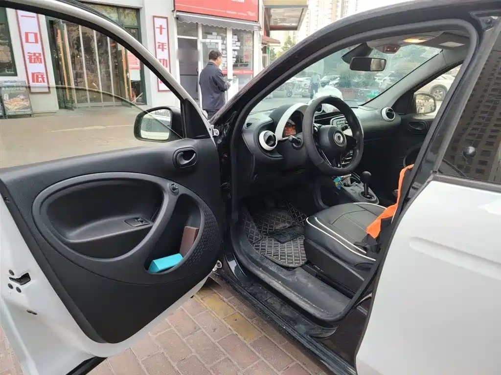 smart Forfour 2019 — фото 14
