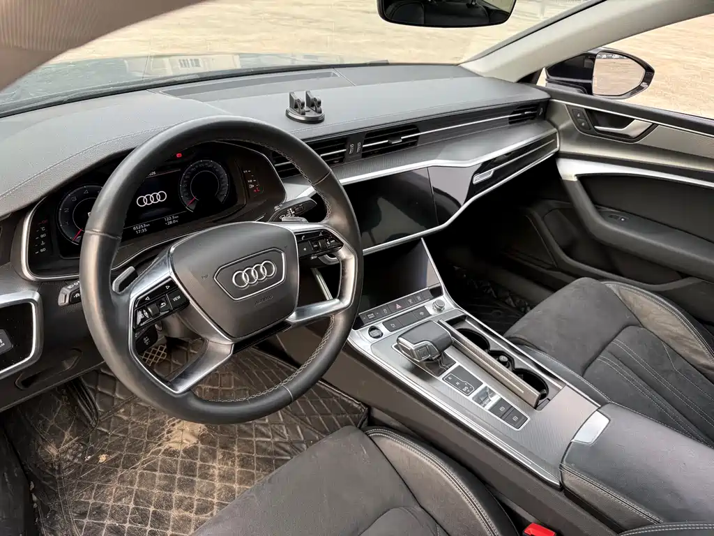 Audi A7L 2024 — фото 5
