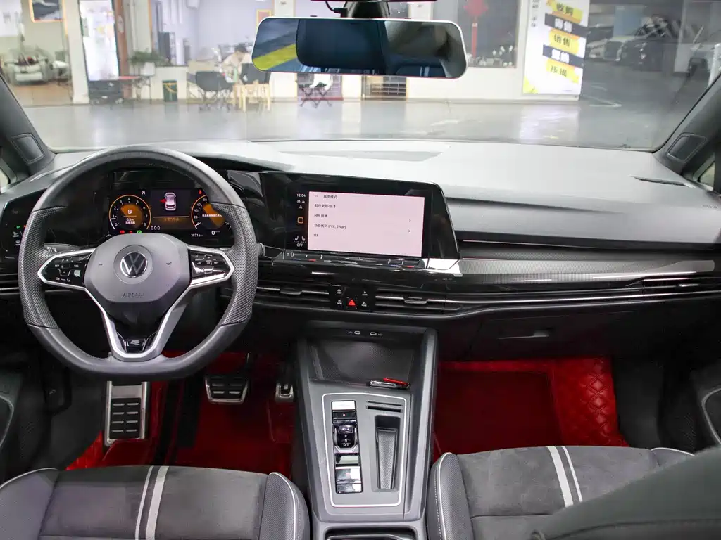 Volkswagen Golf 2023