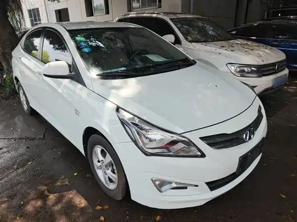 Hyundai Accent 2016