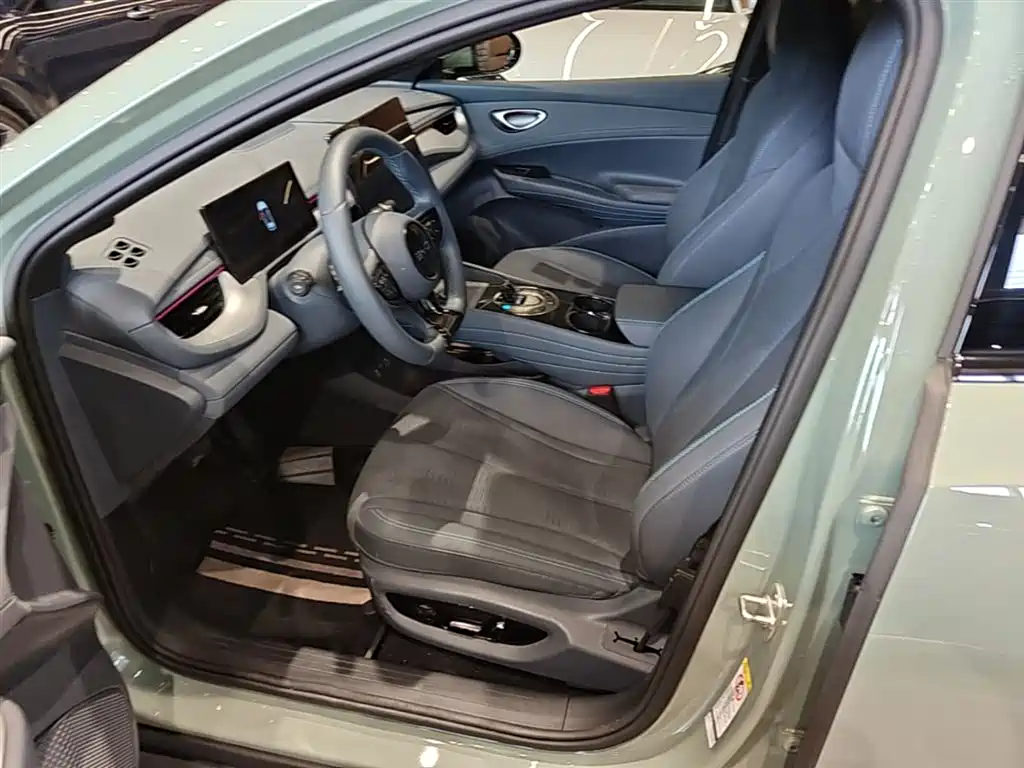 BYD Seal 06GT 2025 — фото 15