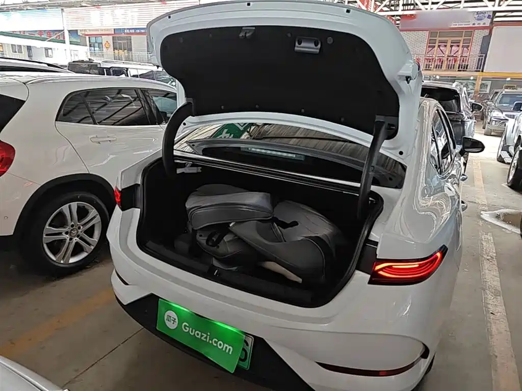 BYD Qin PLUS 2025 — фото 19