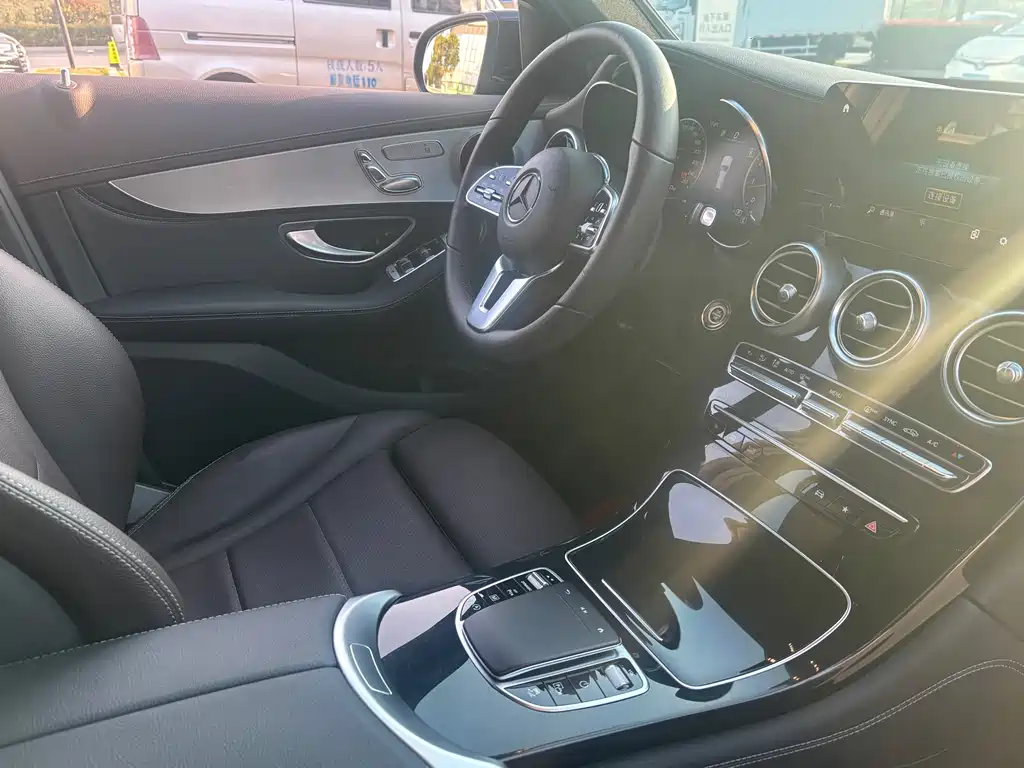 Mercedes-Benz GLC 2020 — фото 14