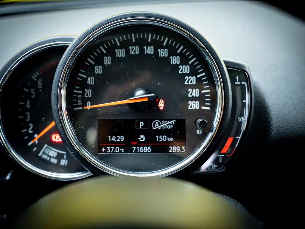 MINI Clubman 2019 — фото 11