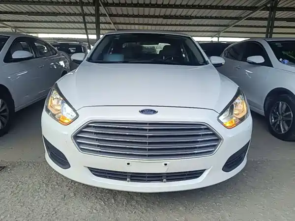 Ford Escort 2018