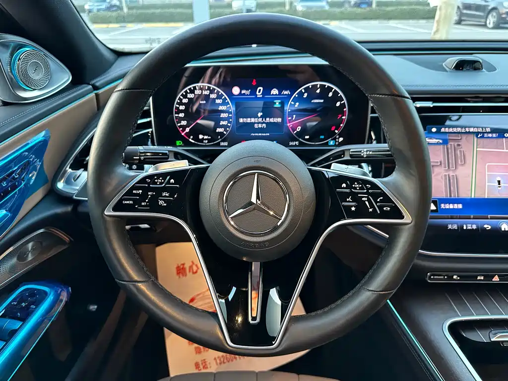 Mercedes-Benz E-Class 2024 — фото 10