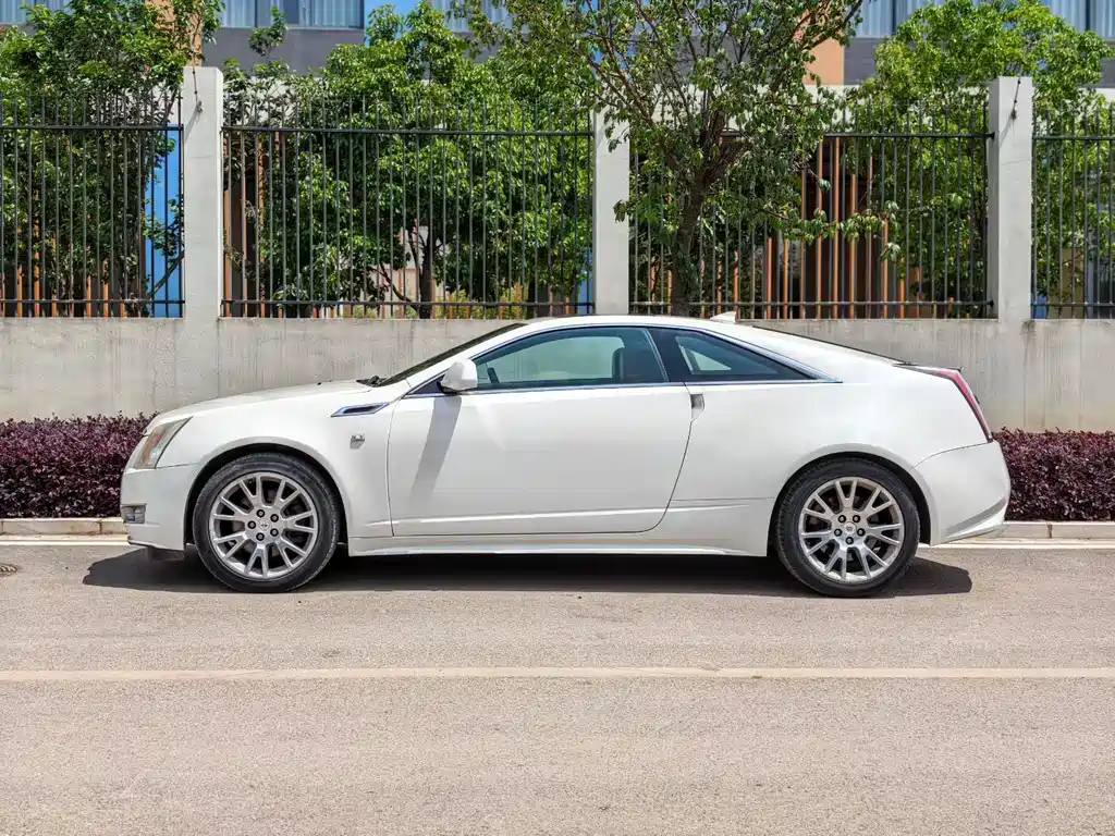 Cadillac CTS 2014 — фото 3