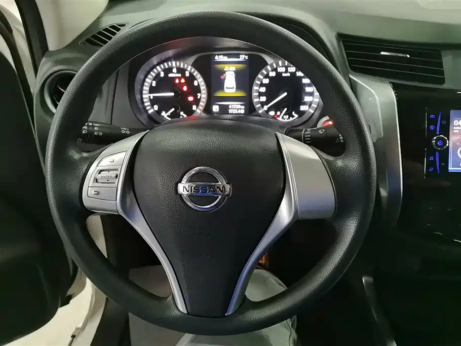 Nissan Terra 2020 — фото 15