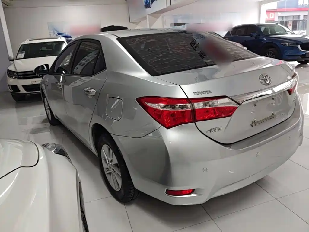 Toyota Corolla 2015