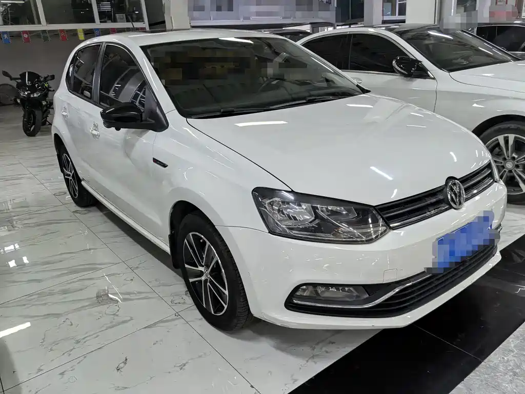 Volkswagen Polo 2015