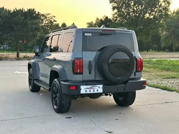 Tank 300 2021
