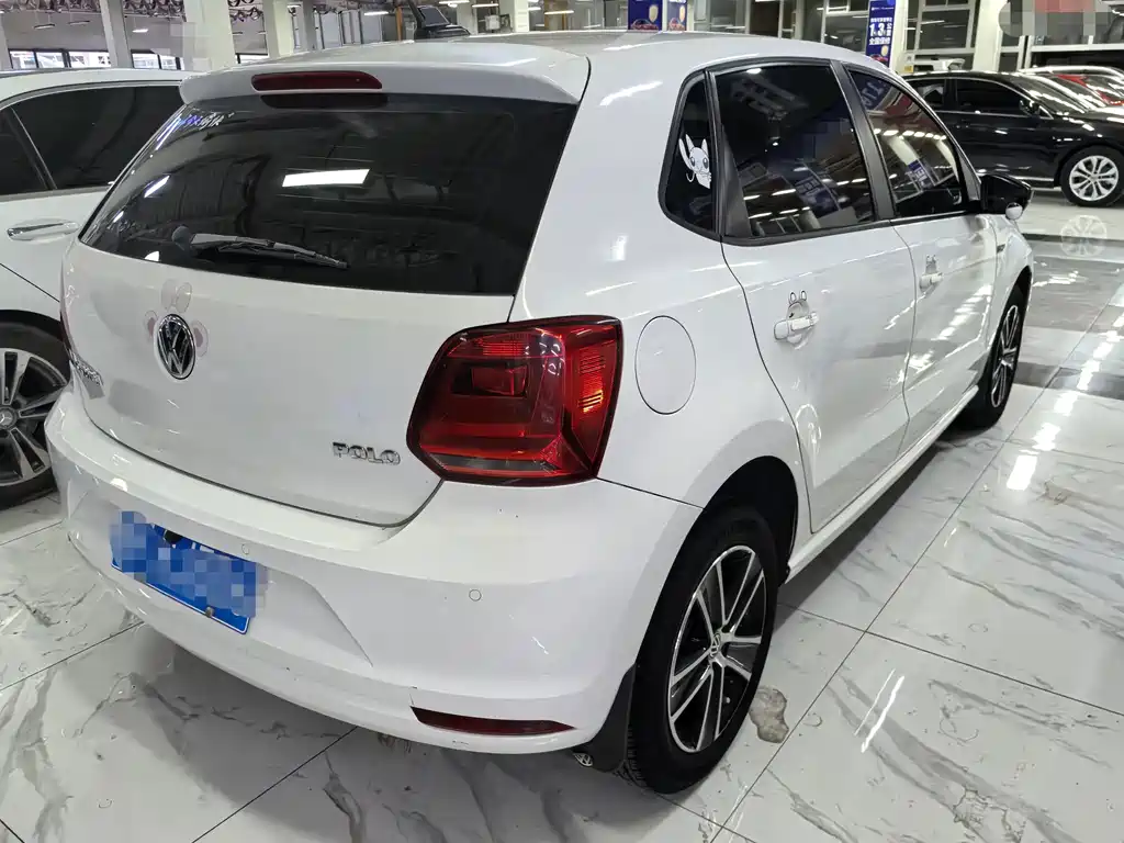 Volkswagen Polo 2015