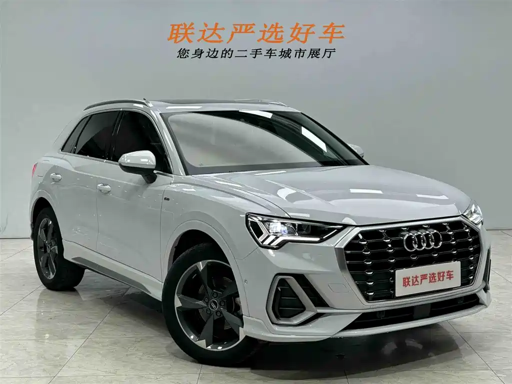 Audi Q3 2022 — фото 23