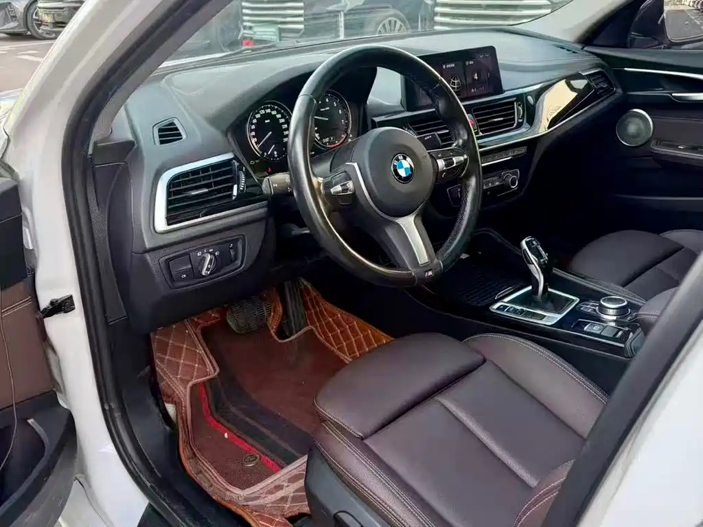BMW 1 Series 2021